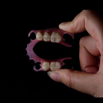 qualidade  Lightweight Flexible Valplast Partial Denture For Single Tooth fábrica